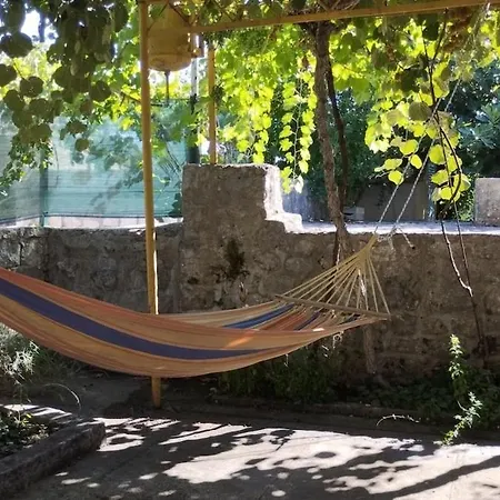 Stone House, Casa de Férias *